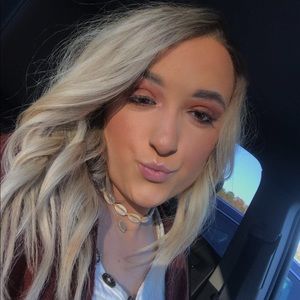 Meet your Posher, Shelby-rae